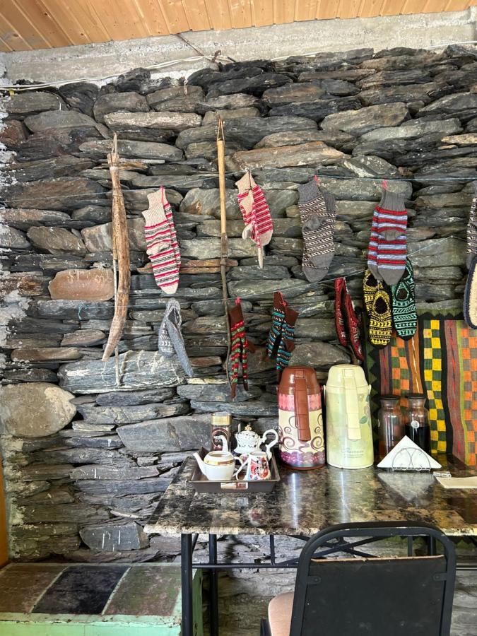 Albergue Shio'S Stonehouse In Tusheti Exterior foto
